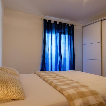 Villa Mirela Apartment Връбник Екстериор снимка