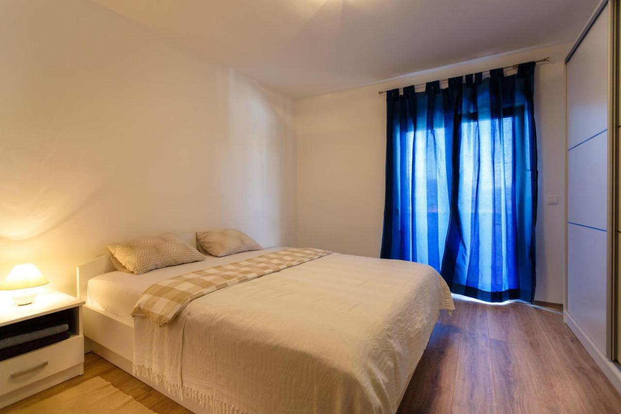 Villa Mirela Apartment Връбник Екстериор снимка
