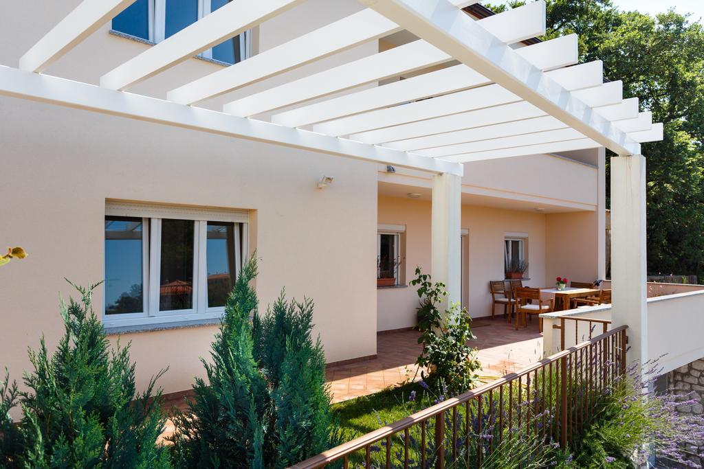 Villa Mirela Apartment Връбник Екстериор снимка